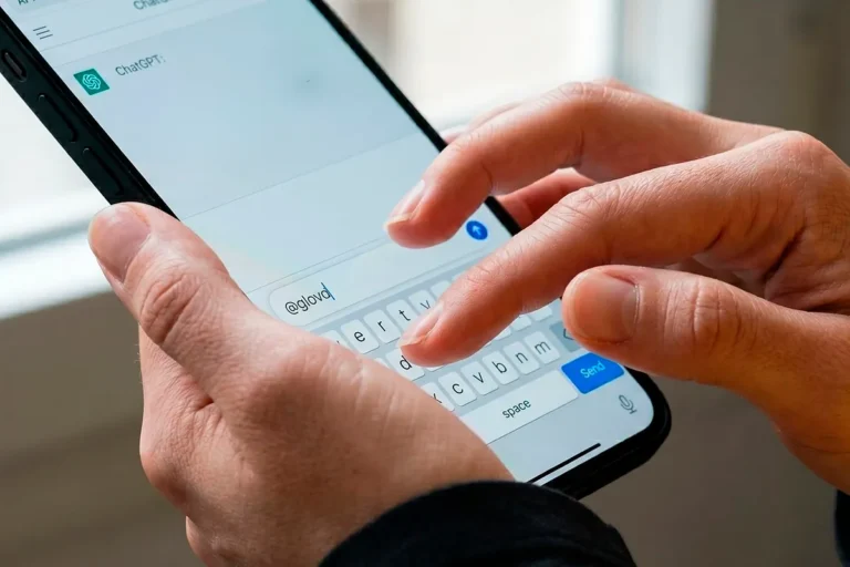 Google, OpenAI, Anthropic i Apple: la carrera tecnològica cap al comerç amb agents