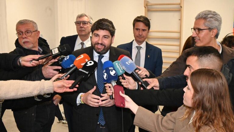 El xoc de governances: El blindatge regional de Murcia davant el buit executiu de Madrid