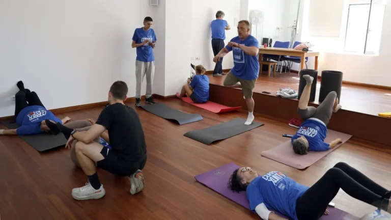 Érguete recurre al deporte para unir a usuarios y familias contra las adicciones
