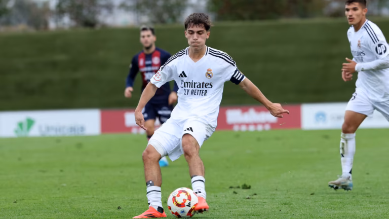 El Deportivo cocina el fichaje de Manuel Ángel a fuego lento