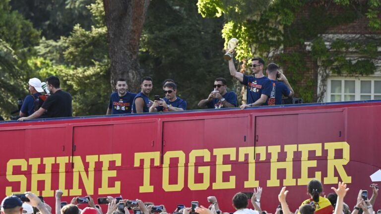 Espanya, campiona del Món, en directe: la celebració multitudinària a Madrid