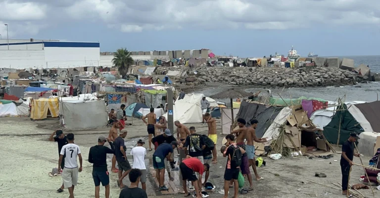 Ceuta sota Pressió: Detencions per Ocupació, Desplegament d'Allotjaments i la Complexa Gestió de la Crisi Migratòria