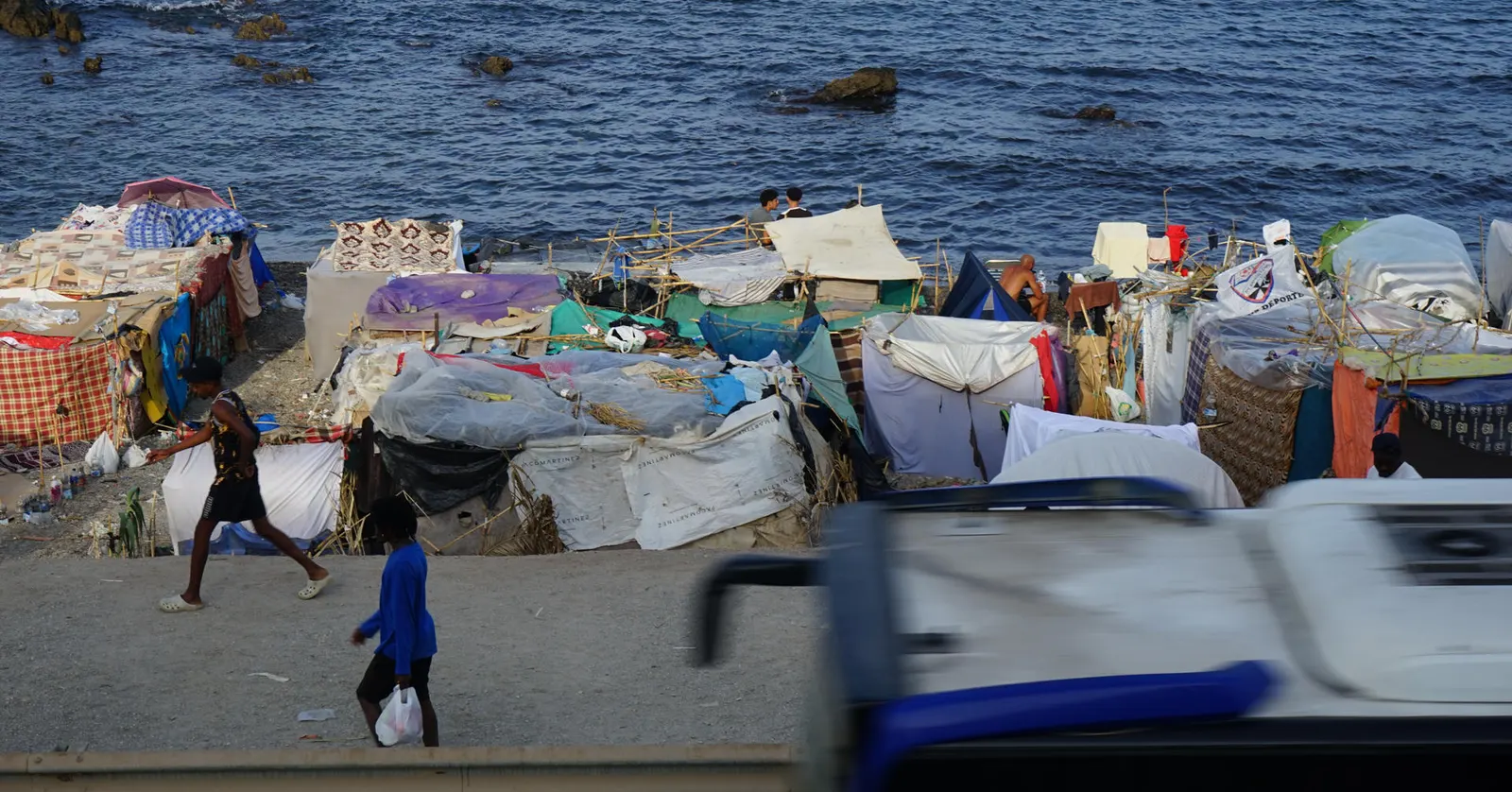 La crisi migratòria de Ceuta entra en una nova fase judicial amb el desallotjament de la platja de Benítez