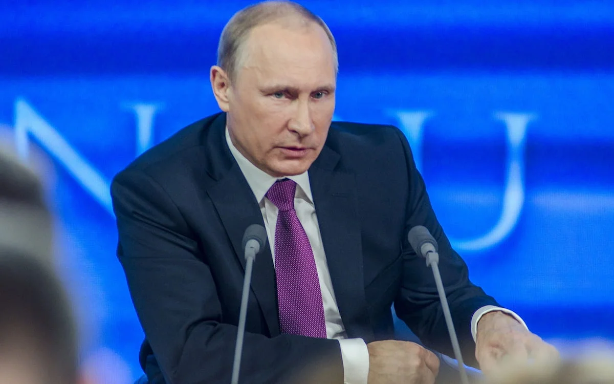 Rusia creix només un 0,6% i la seva economia civil comença a congelar-se
