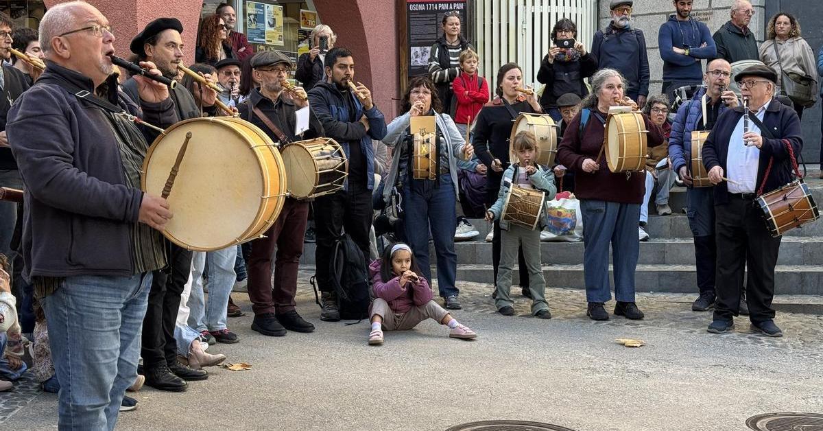 El Flabiol, Més que un Instrument: Un Cor Batega al Peu del Montseny per la Cultura Catalana